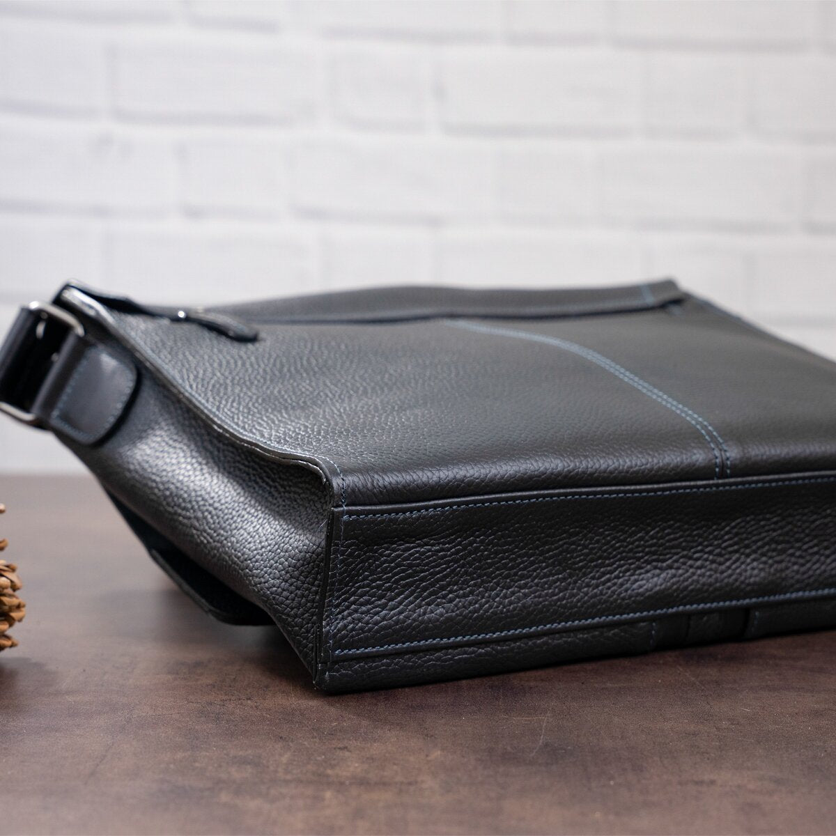 Men's Leather Bag SHVIGEL 11106 Black Genuine Leather Durable Design