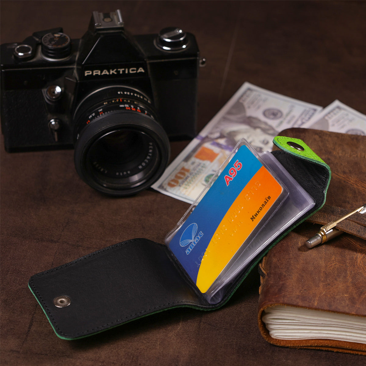 Horizontal Business Card Holder SHVIGEL 13916 Leather Green Natural Leather Quality