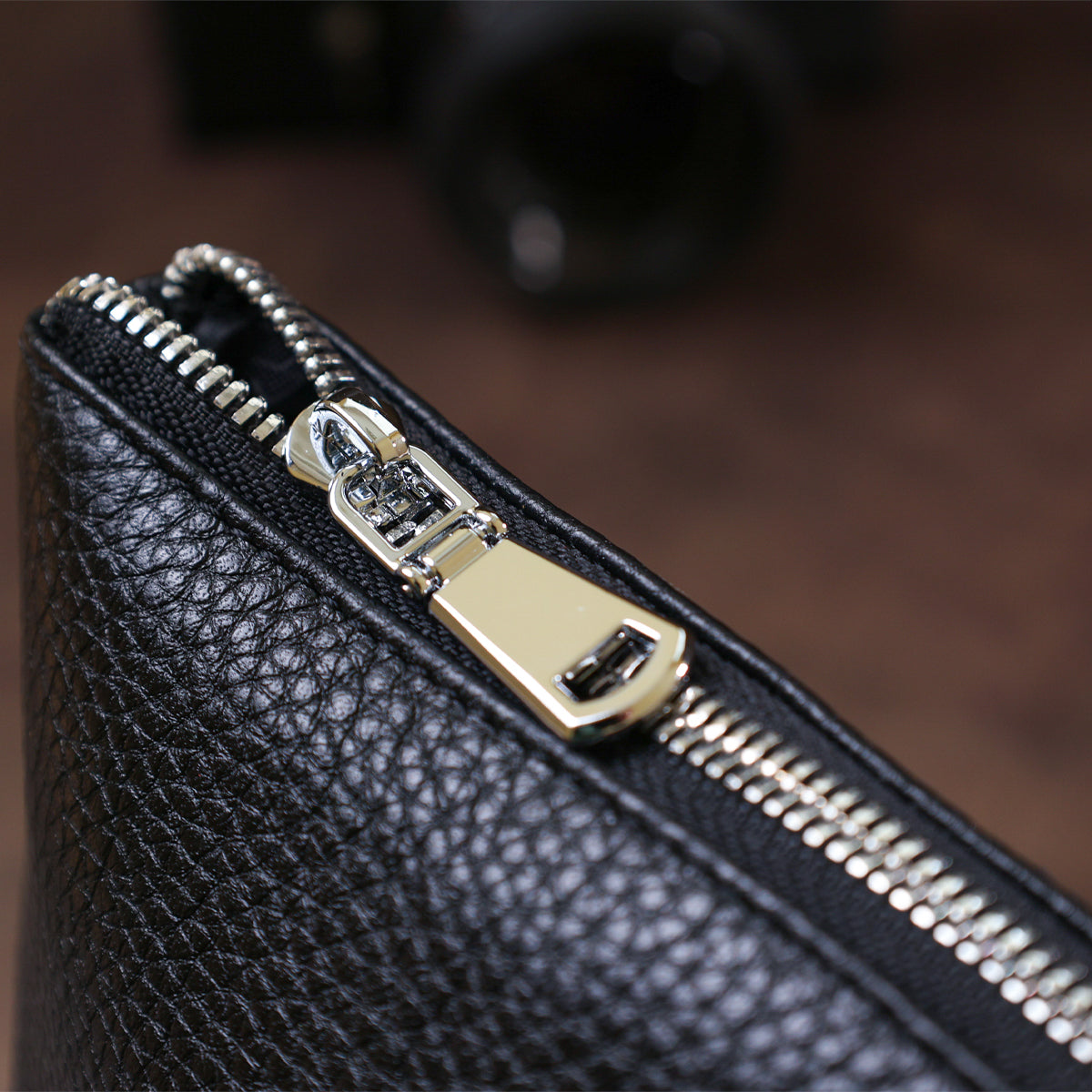 Women's Crossbody Bag SHVIGEL 16341 Black Leather - Stylish Natural Skin Design