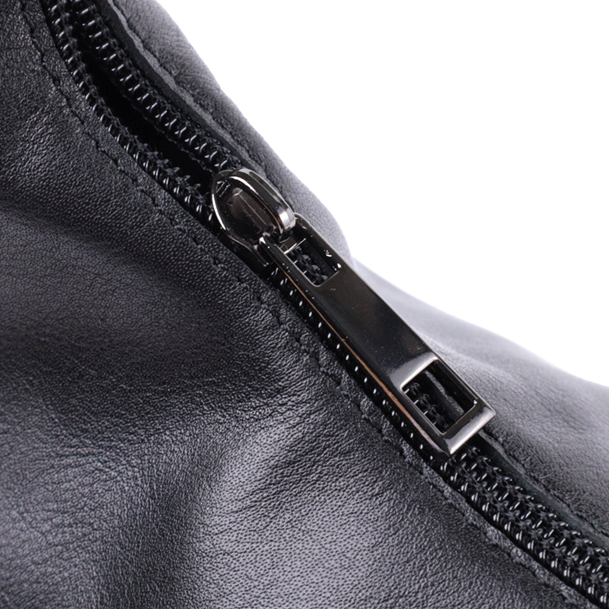 Practical Shoulder Bag for Women SHVIGEL 22828 Black Smooth Genuine Leather