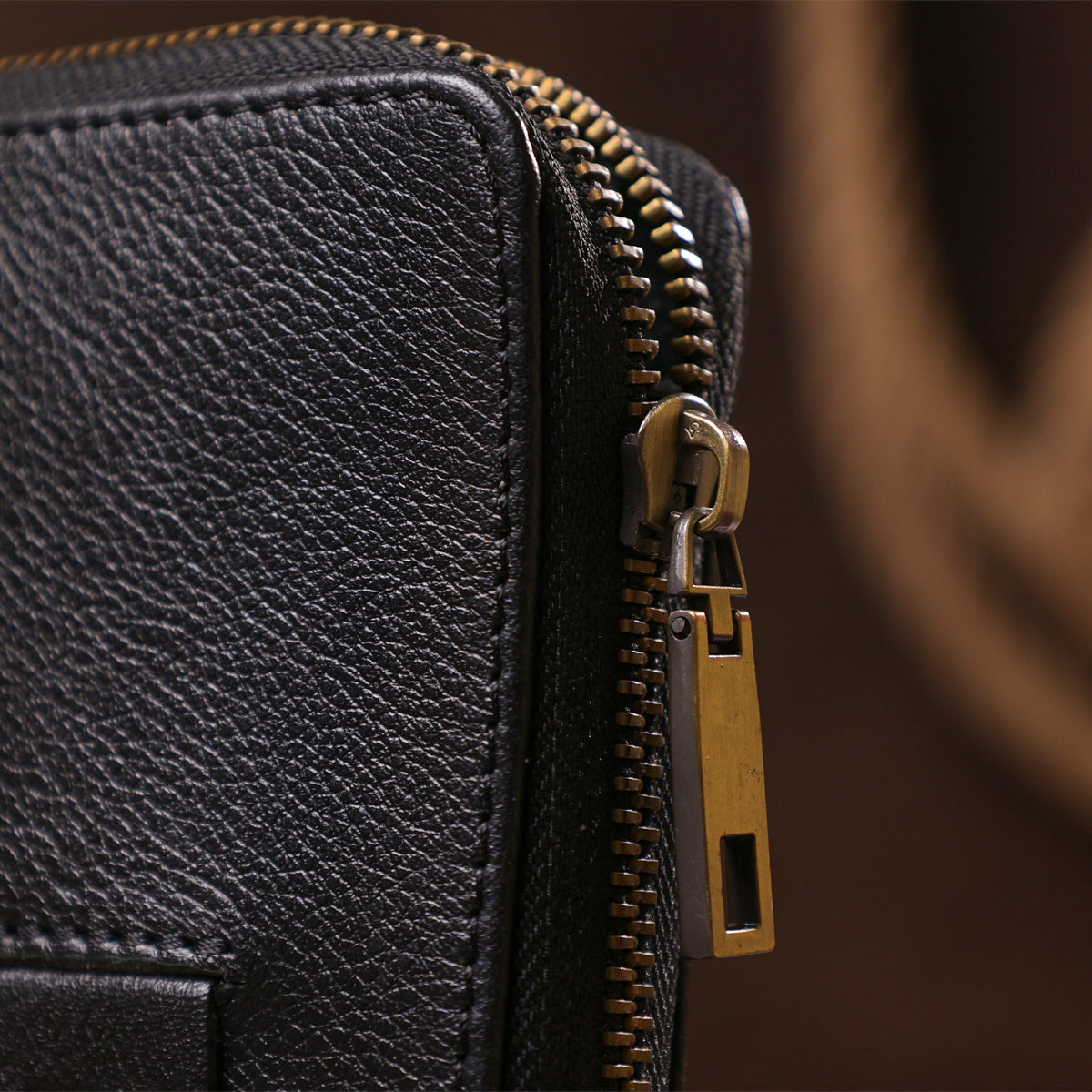 Men's Horizontal Leather Clutch SHVIGEL 19123 Black Natural Leather Material