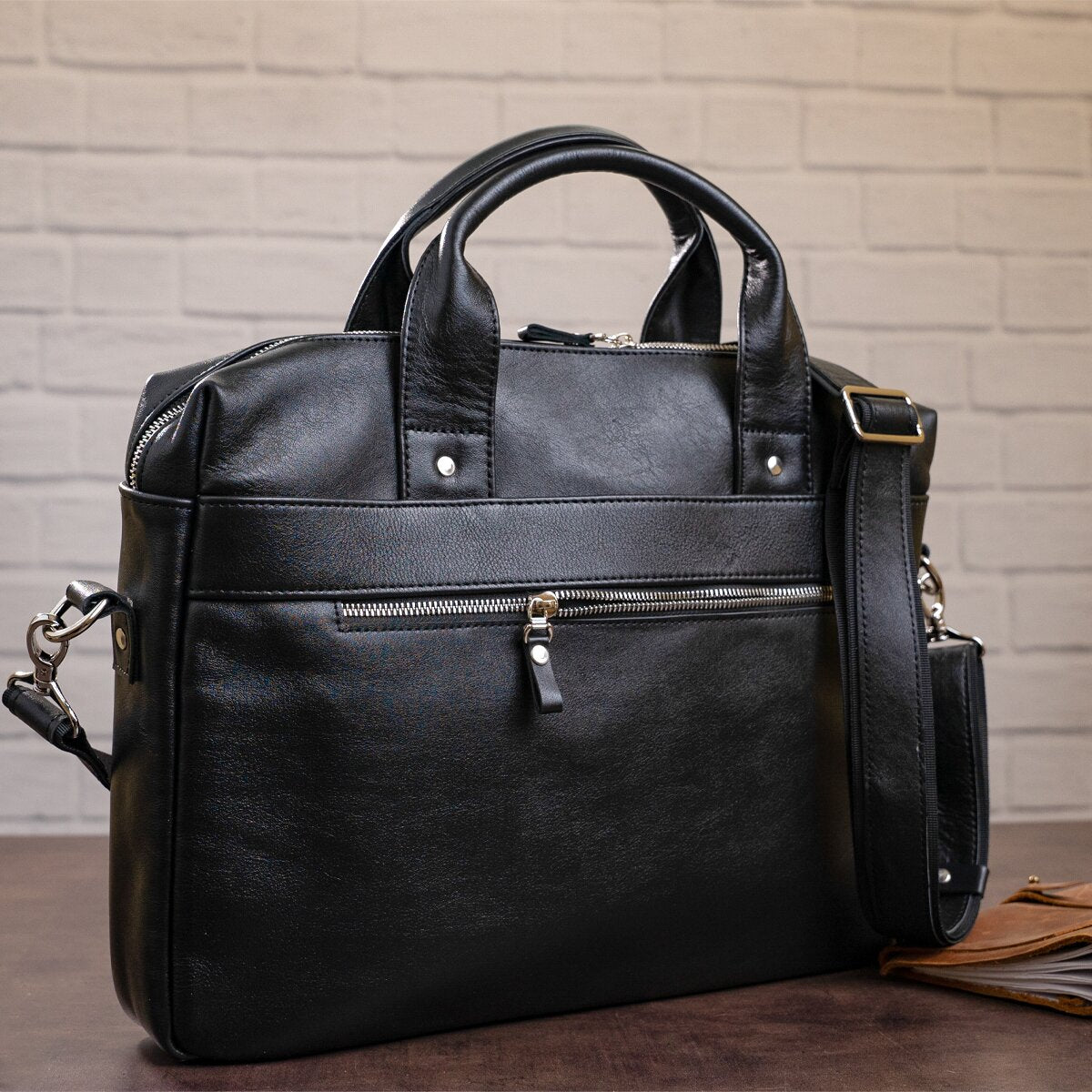 Laptop Bag SHVIGEL 11036 Black Genuine Leather Suitable for Daily Use