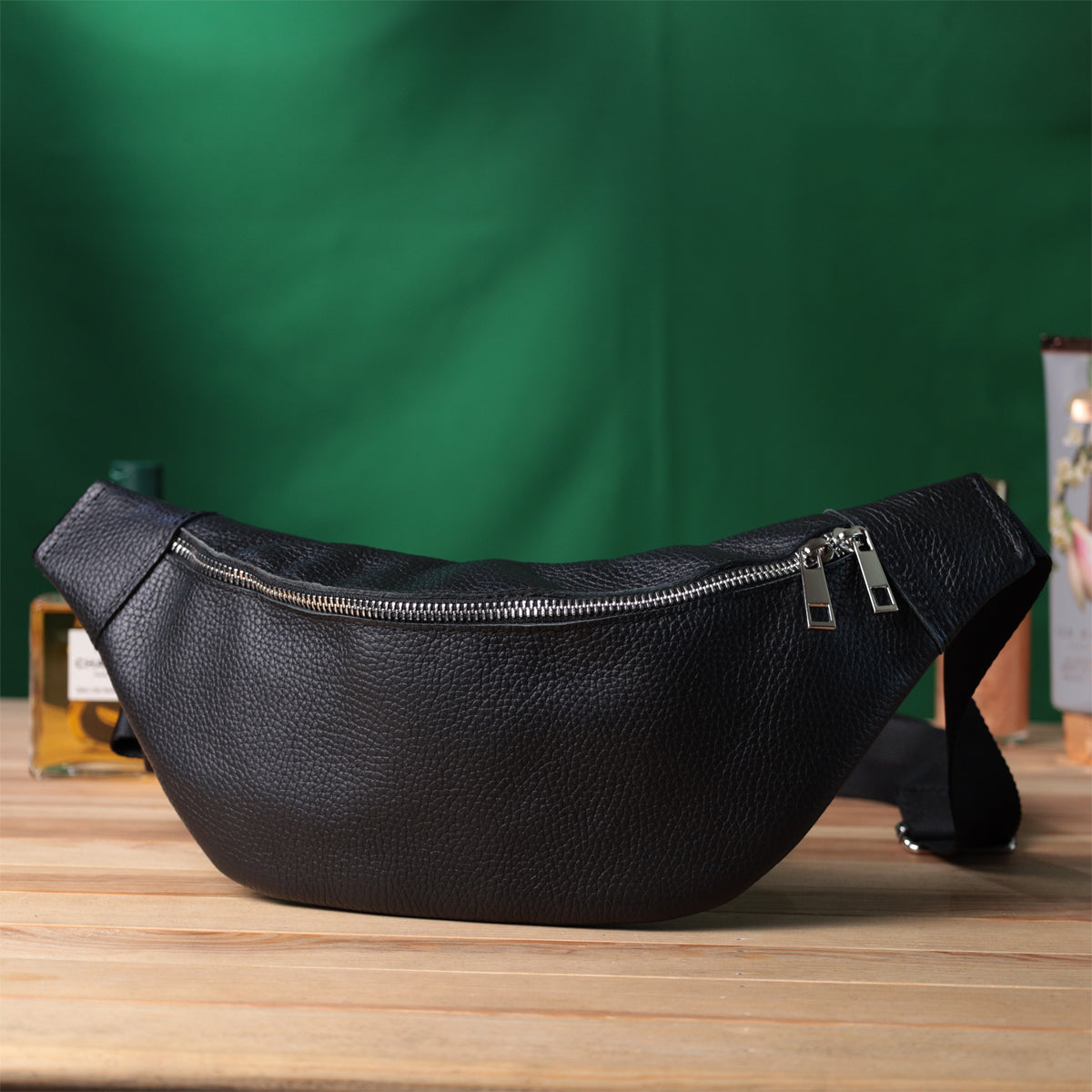 Unisex Leather Bum Bag SHVIGEL 22824 Black - Stylish Natural Leather Design