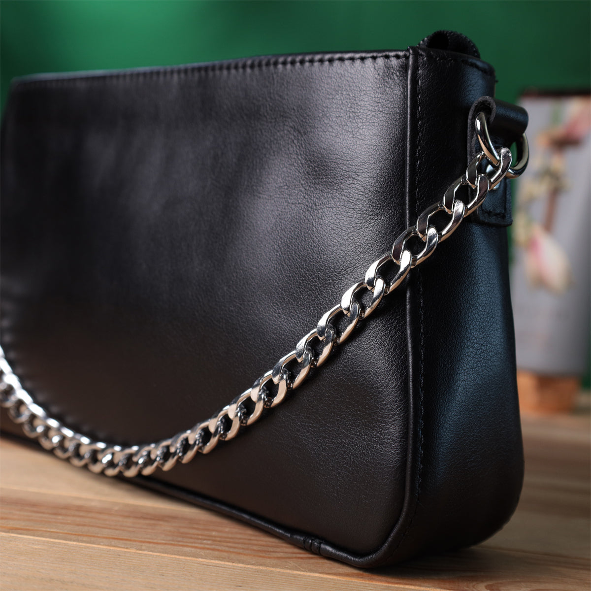 Ladies' Baguette Bag with Detachable Chain and Strap, SHVIGEL 22838, Black Leather