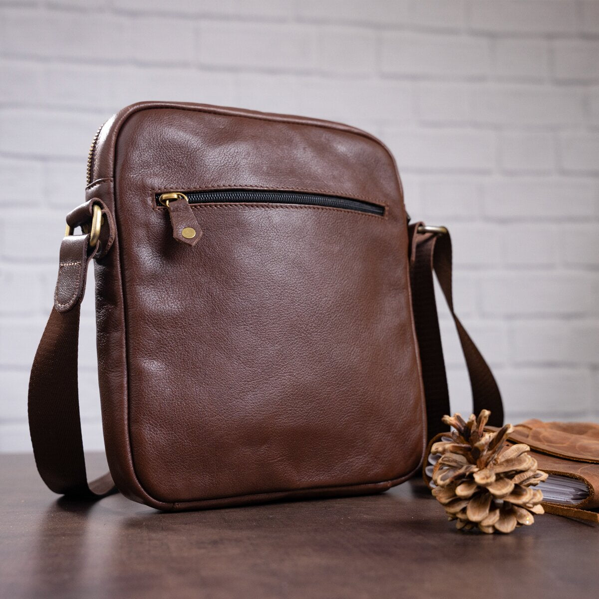 Men's Leather Bag SHVIGEL 19112 Brown Natural Leather Stylish Design