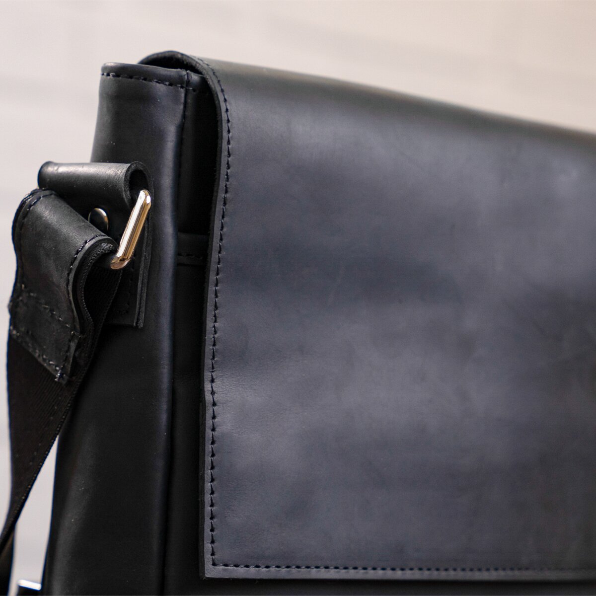 Men's Leather Bag SHVIGEL 11171 Black Genuine Leather from Ukraine, Stylish Design