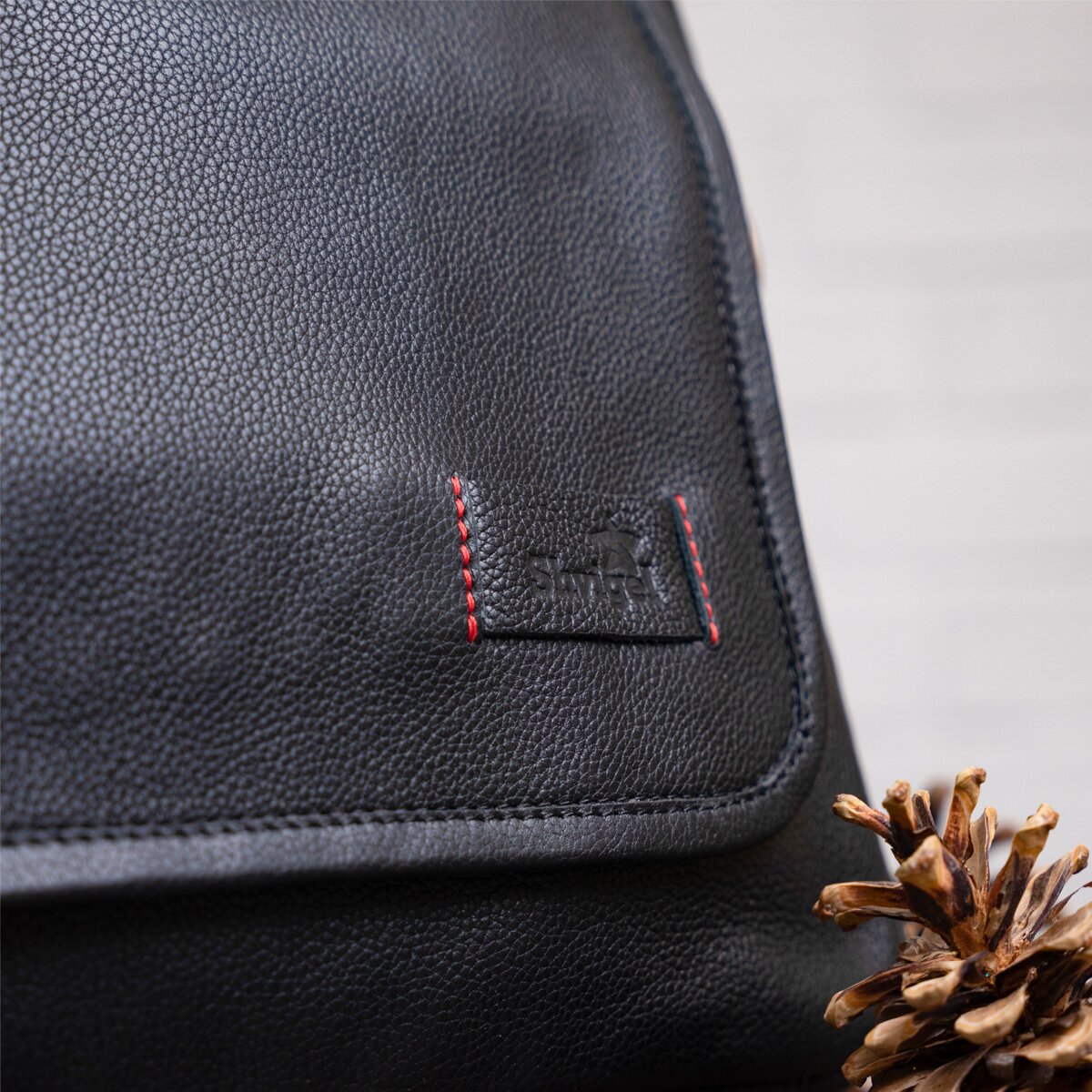Men's Leather Shoulder Bag SHVIGEL 19116 Black Natural Leather Handmade