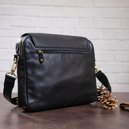 Men's Leather Shoulder Bag SHVIGEL 19116 Black Natural Leather Handmade