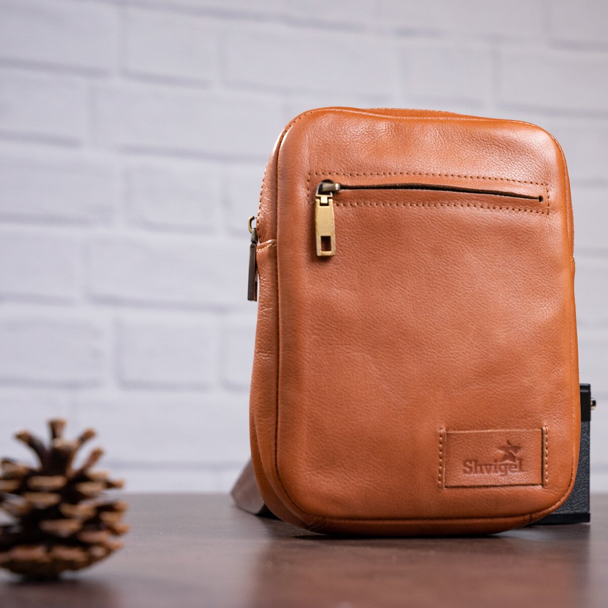 Leather Men's Bag SHVIGEL 19104 in Ruda Color – Made in Ukraine with Natural Leather