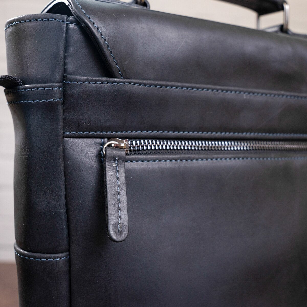 Men's Vintage Leather Bag SHVIGEL 11137 Black Made in Ukraine Natural Leather