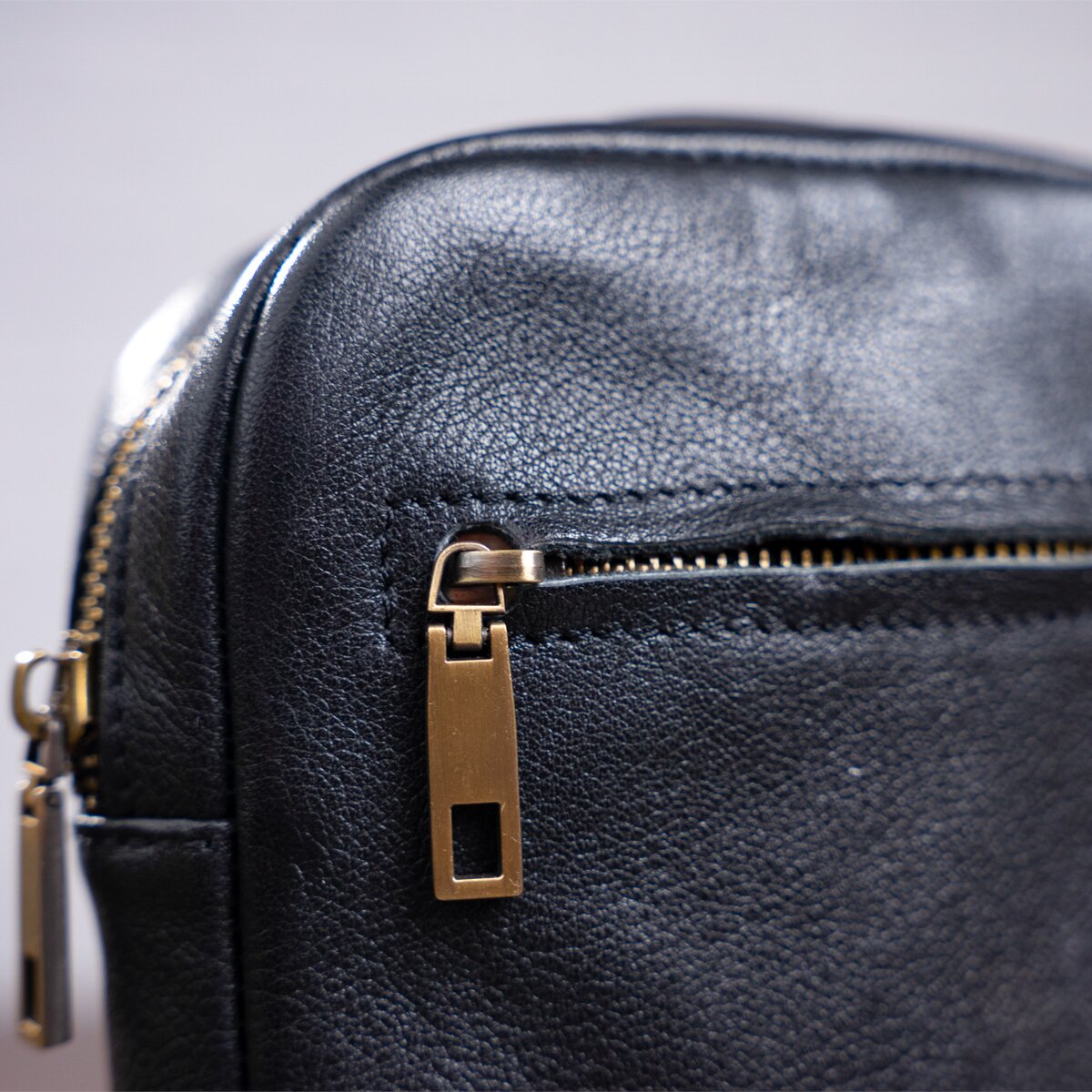 Men's Leather Bag SHVIGEL 19102 Black Natural Leather Stylish Design