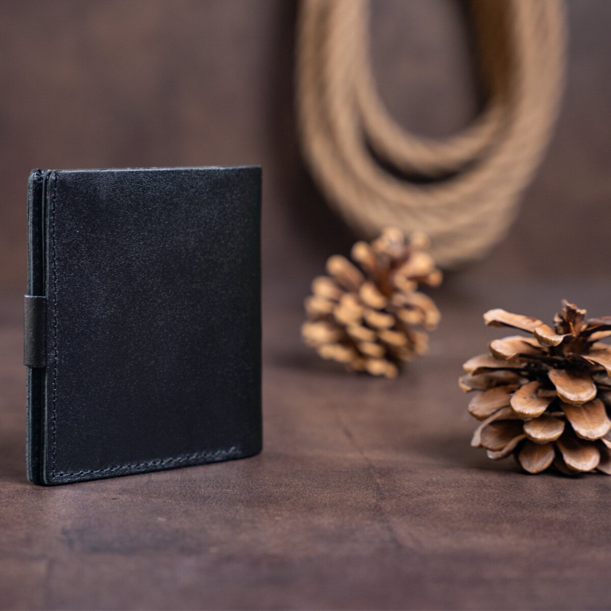 Vertical Men's Leather Wallet SHVIGEL 16225 Black Genuine Leather Crafted in Ukraine