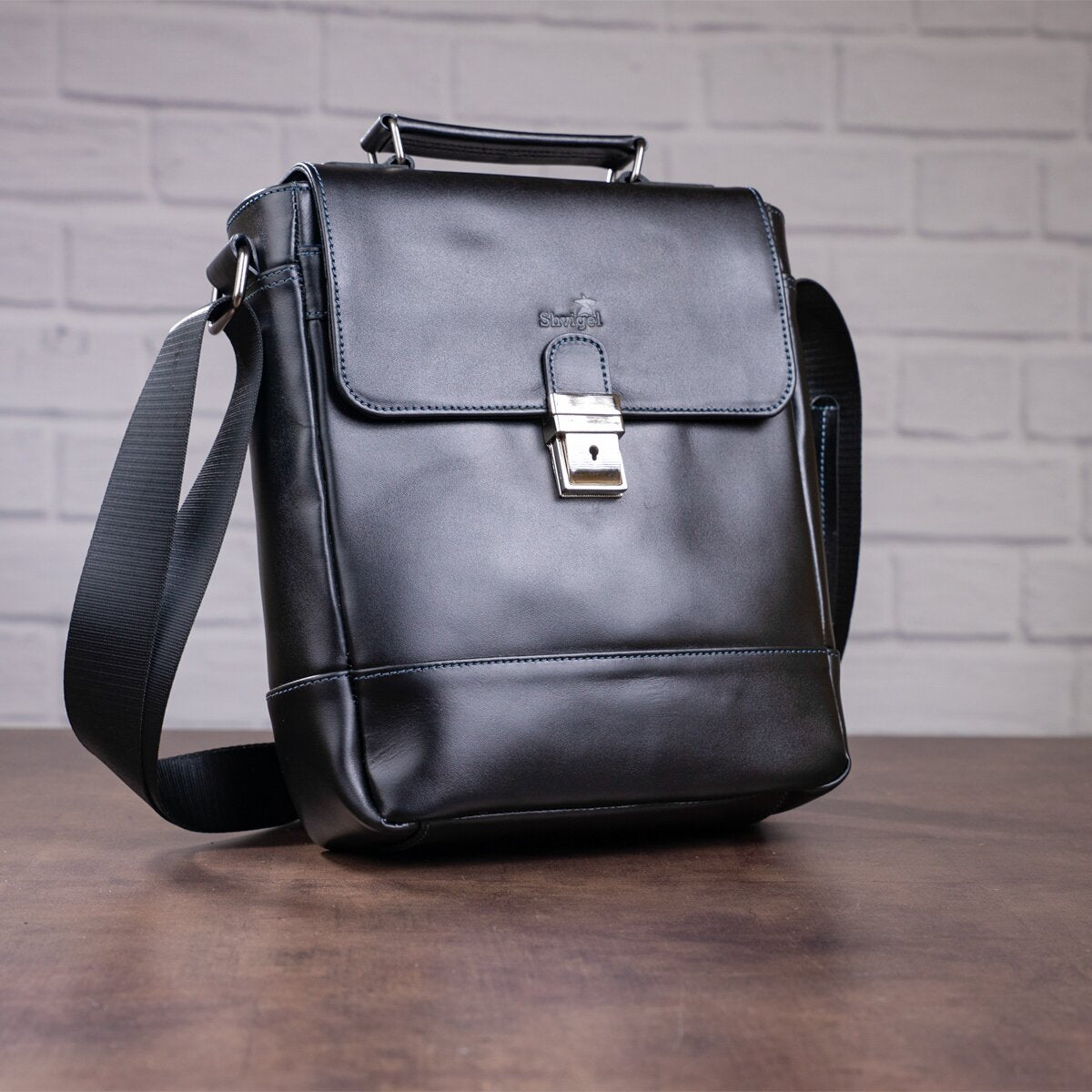 Men's Leather Bag SHVIGEL 11118 Black Genuine Leather Natural Materials