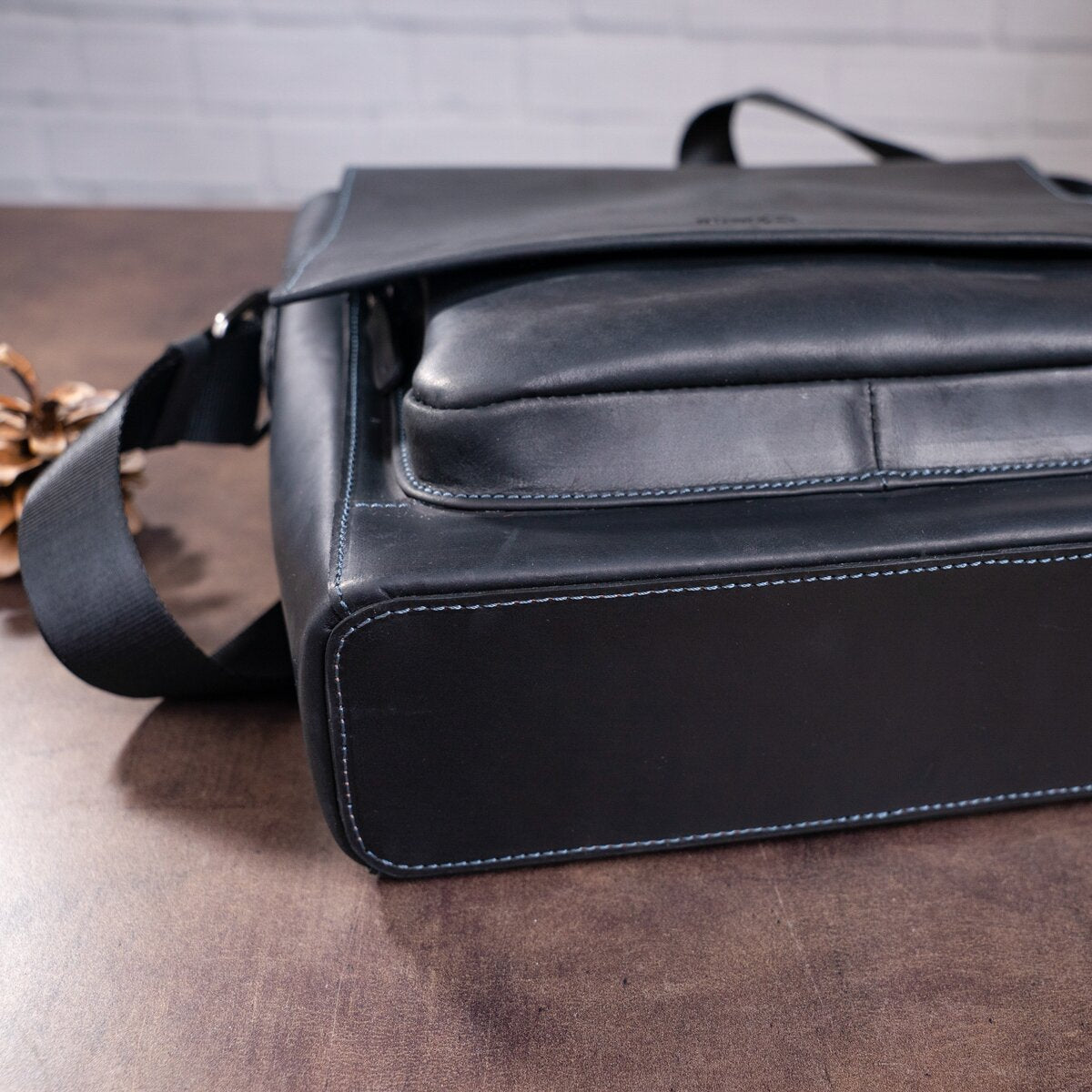 Men's Leather Bag SHVIGEL 11112 Black Genuine Leather from Ukraine