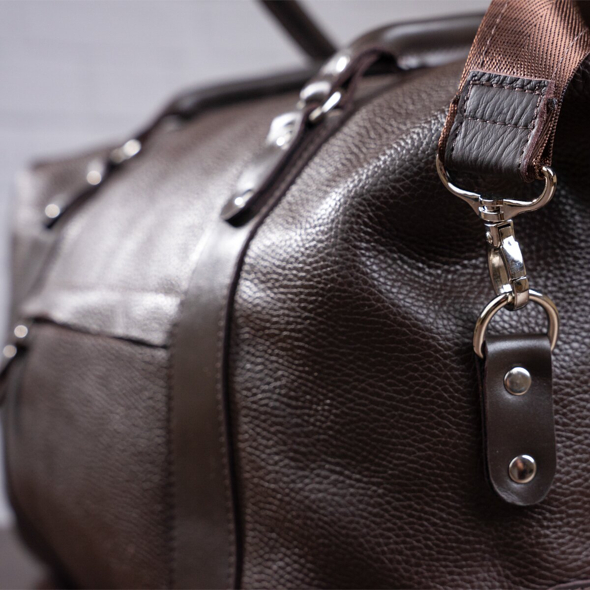 Travel Bag SHVIGEL 00879 Brown Genuine Leather Durable Stylish Design