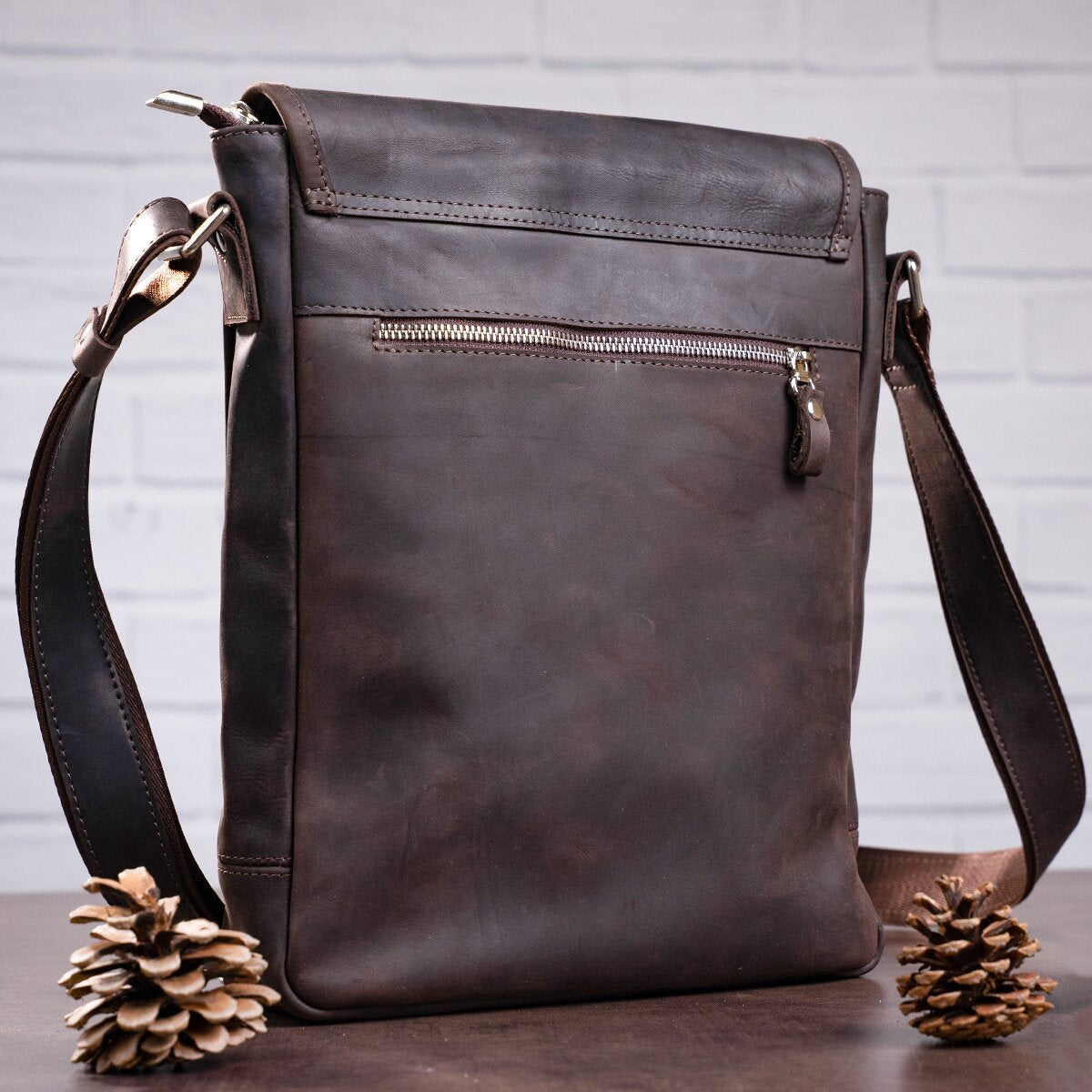 Men's Vintage Leather Bag SHVIGEL 11129 Brown Natural Leather Material
